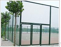供应体育场防护网，网球场防护网，高尔夫球场防护网，学校操场围栏，排球场防护网，篮球场防护网，边坡防护网