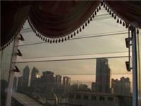 上海户外遮阳百叶－电动玻璃百叶