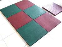 广东深圳橡胶地砖，彩色橡胶地板，安全地垫，室外无缝地垫包安装包发票
