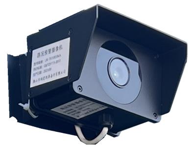 Supply locomotive and crossing video surveillance warning system