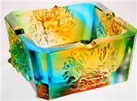 Supply glass crafts emperor dragon ashtray