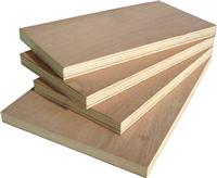 供应12mm杨木多层板，包装板，异形胶合板