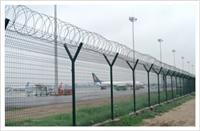 安平鑫海生产、销售：机场护栏网