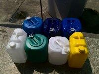 供应25升化工桶，25L小口方桶，25升塑料桶