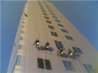 东莞市高空外墙清洗公司----专业承接高空外墙清洗工程
