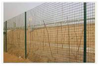 铁丝网围栏价格，铁丝网围栏每平米价格，铁丝网围栏一米单价