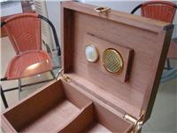 聚隆供应-亮光实木虫草礼品盒