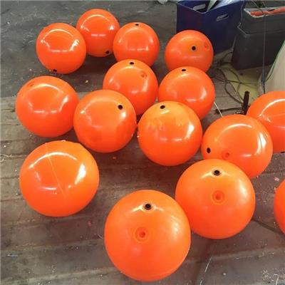 Hangzhou sell two tons of plastic tank plastic tank manufacturers