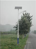 村子“不合”竟因为两个村安装的路灯不同