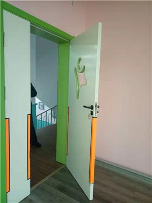 Han Yi Litas direct wholesale wooden doors assembled doors solid wood doors interior doors Eco-door bedroom door