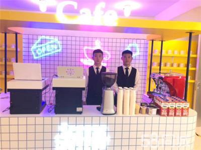 供应冰之乐BQL818冰淇淋机 三头商用冰淇淋机 上海冰淇淋机租赁
