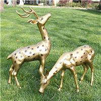铜雕动物小鹿