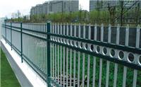 现货贵州公园围栏铁艺铸件喷漆隔离栅护栏网 浸塑焊接隔离栅