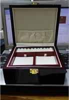 Dongguan manufacturers of high-grade paint Muhe Muhe high-gloss lacquer wooden jewelry box wooden jewelry gift