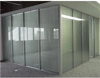 德州玻璃隔断厂家对钢化玻璃饰面选择