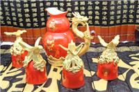 Fournir la dernière modèles chauds rouge alliage de porcelaine prune dorée verre artistique chrysanthème