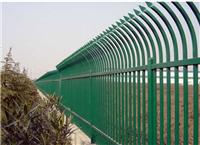 带弯头的锌钢栏杆网，工厂围墙栏杆网