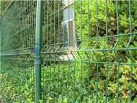 天津供应小区防护隔离网 浸塑电焊隔离网 养殖铁丝网 华久