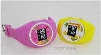 YQT亦青藤Q520S儿童定位手表三重精准定位