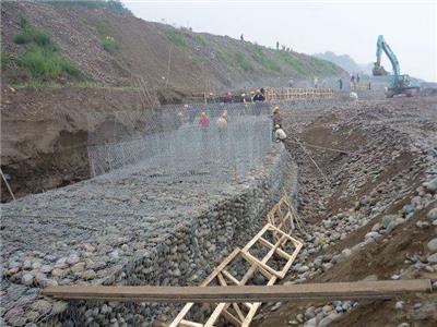 青海河道护坡石笼网 pvc覆塑石笼网箱 边坡防洪防汛镀锌石笼网