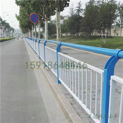 广东框架护栏网厂家 公路护栏网 广州铁路护栏网