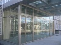 深圳玻璃雨棚专业搭建安装公司