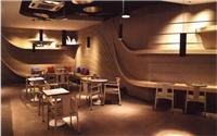 在郑州茶餐厅装修设计中可以借助装饰品来增添空间气息