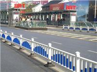 厂家大量提供优质锌钢护栏 城市道路护栏安全隔离防护栏价格优惠
