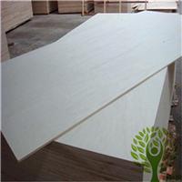 叶林同专业生产杨木贴面胶合板，全杨木胶合板，漂白杨木胶合板，BB/CC级别