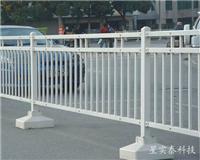 深圳专业承接不锈钢栏杆、铁艺栏杆、锌钢栏杆、围墙栏杆厂家