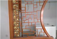 复古风格仿古木纹铝窗花——广州专业焊接铝合金方管窗花格生产厂家