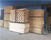 木材厂供应优质实木刨光材 各规格板材 拼板木材批发定做