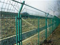 新疆公路护栏网,乌鲁木齐护栏网厂家批发价格