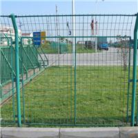 批发订购高速公路护栏网边坡养殖护栏网车间厂区隔离防护围栏网