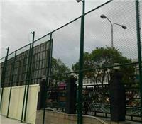 运动场绿色围栏批发价格￥体育隔离围栏厂家现货￥篮球场围网现场组装