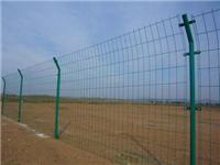若尧供应双圈护栏网、折弯护栏网、支柱护栏
