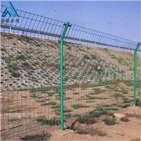 道路绿化隔离护栏网_鱼塘围栏网_围墙护栏