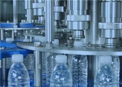 小瓶纯净水生产线 全自动矿泉水灌装设备 6000瓶每小时灌装机