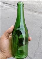 翠绿玻璃瓶，绿色酒瓶，翠绿酒瓶