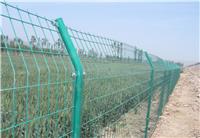 双边护栏网，安平厂家生产优质350丝圈地护栏网，价格便宜
