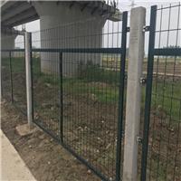桥梁钢板网护栏_道路防护围栏价格_铁路防护栅栏生产厂家