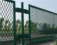 贵州云南四川隔离网防护围栏铁丝基坑护栏