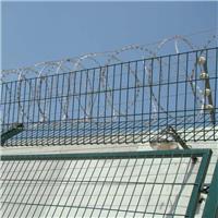振鼎护栏网厂家直销 机场刀刺滚笼隔离防护栅栏