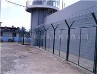 监狱隔离网 监狱钢网墙 Y型护栏网厂家