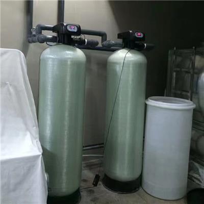 四通镇锅炉厂**5吨软化水设备 锅炉水处理设备 软化树脂罐 软水处理装置
