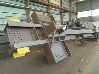 山东钢结构加工实力生产厂家，年产钢构产品5万吨