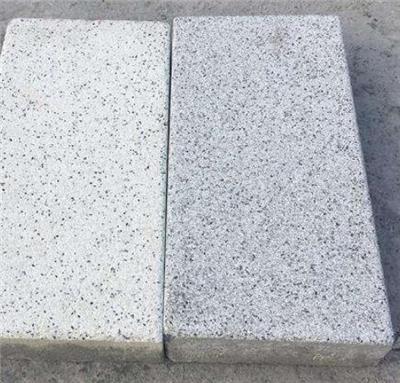 供应青海玉树陶砖或西宁园林砖生产