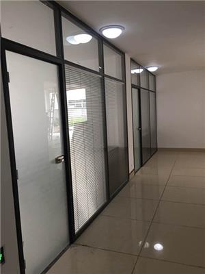 玻璃隔断墙价格 厦门中港豪华装饰工程供应