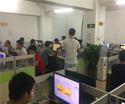 东莞东城寮步学CNC数控编程培训机构，知识改变命运，技能成就未来