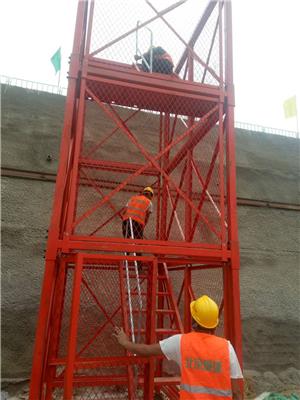 泰安鑫洪高空式安全梯笼 通用式安全梯笼